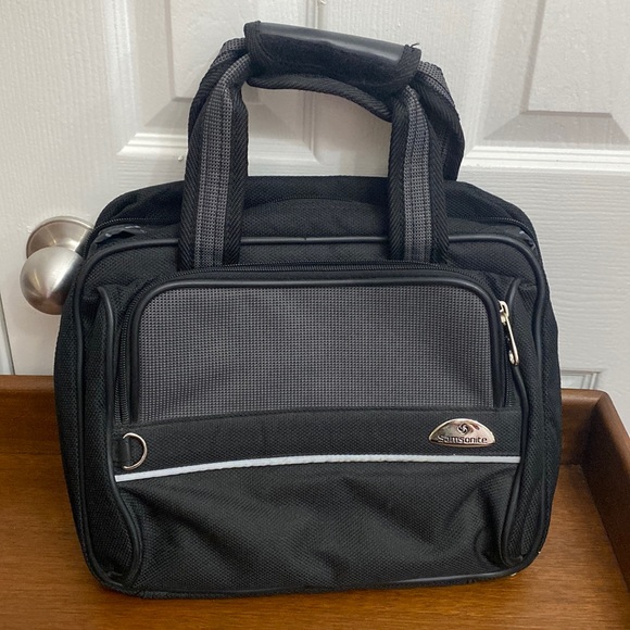Samsonite Bags Samsonite Bag Perfect For Cosmetics Or Art Carrying